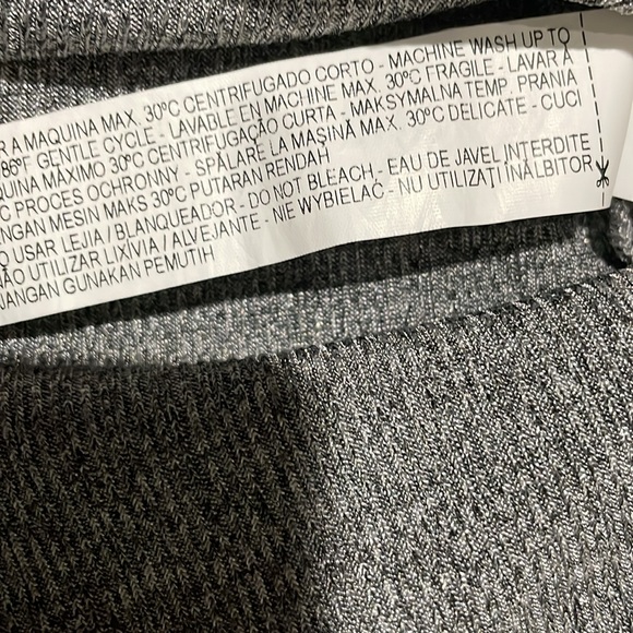 Zara Trafapuc Collection one-shoulder, ruffle metallic shimmer top - Picture 5 of 6